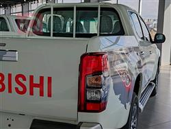میتسوبیشی L200